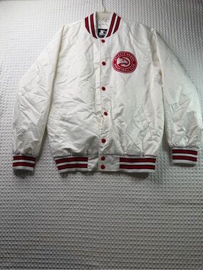 a vintage-style Atlanta Hawks Starter satin bomber varsity jacket Size L